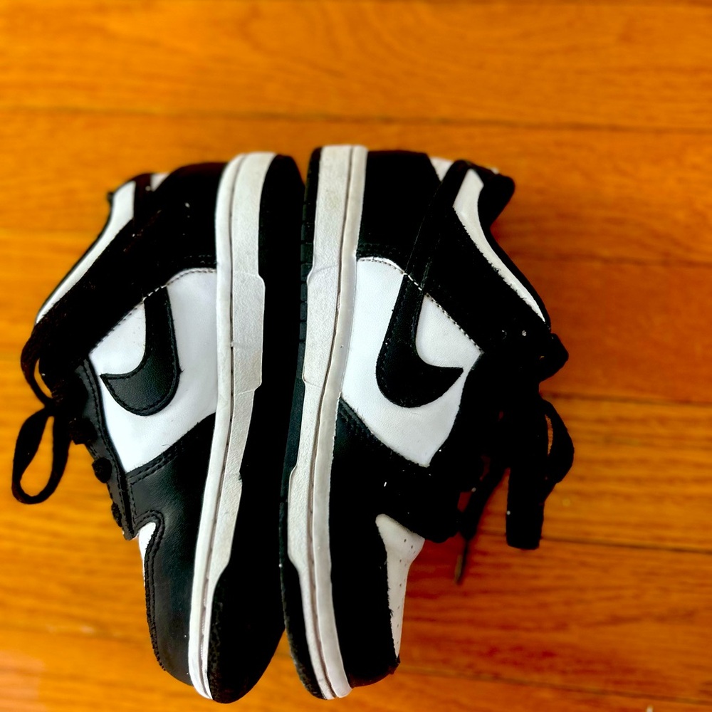 Nike Dunk Low Pandas 11